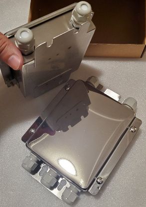 Picture of Stainless Steel Junction Box 4 Load Cells High precision potentiometer Water/Res